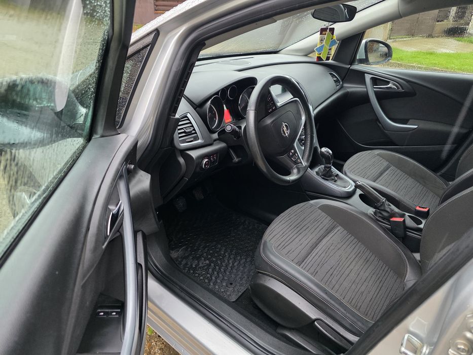 Opel Astra j 1.7 diesel  [ 105321 km ]