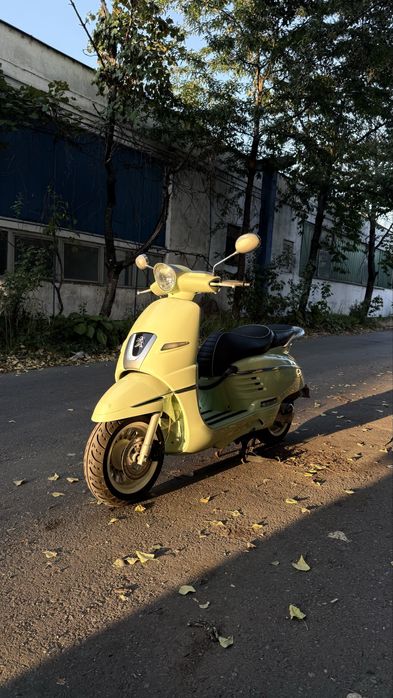 Scuter Peugeot Django 50cmc 2018