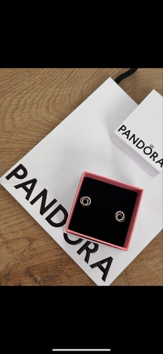 Pandora обеци Пандора