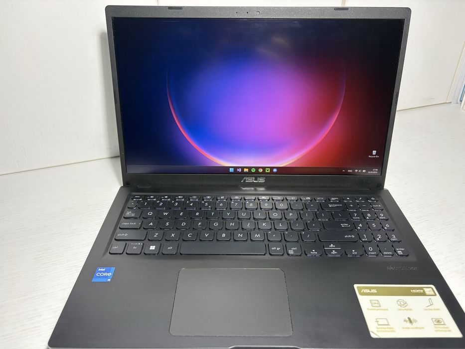 Laptop ASUS VivoBook 15