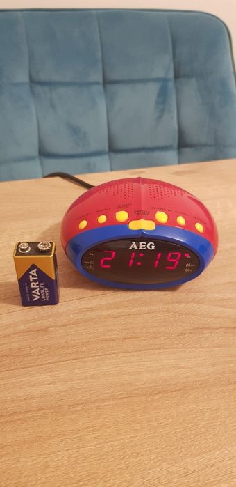Radio cu ceas Aeg MRC 4143 Clock Radio