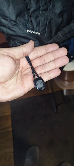 Продам оригинальную куртку Nike, в хорошем состоянии .