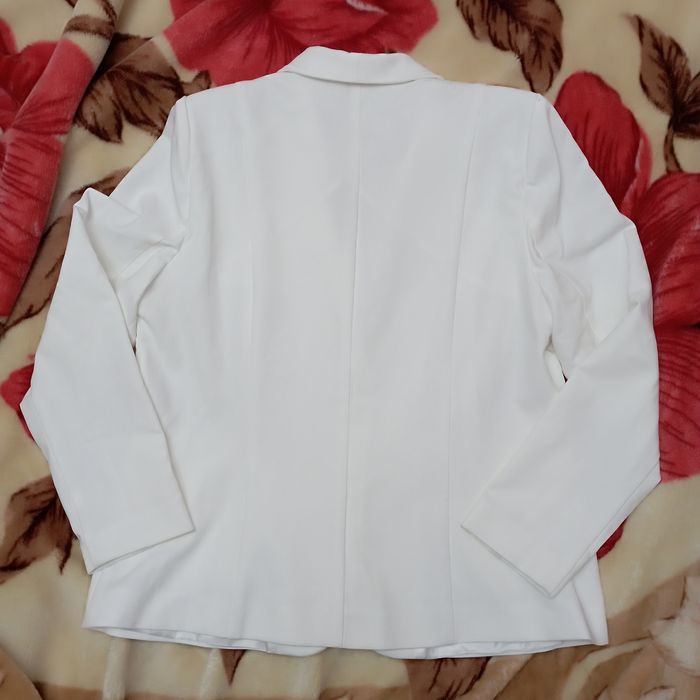 Продается женский пиджак