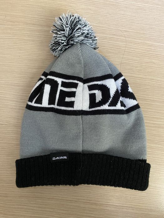 Dakine Beanie Зимна Шапка с Полар