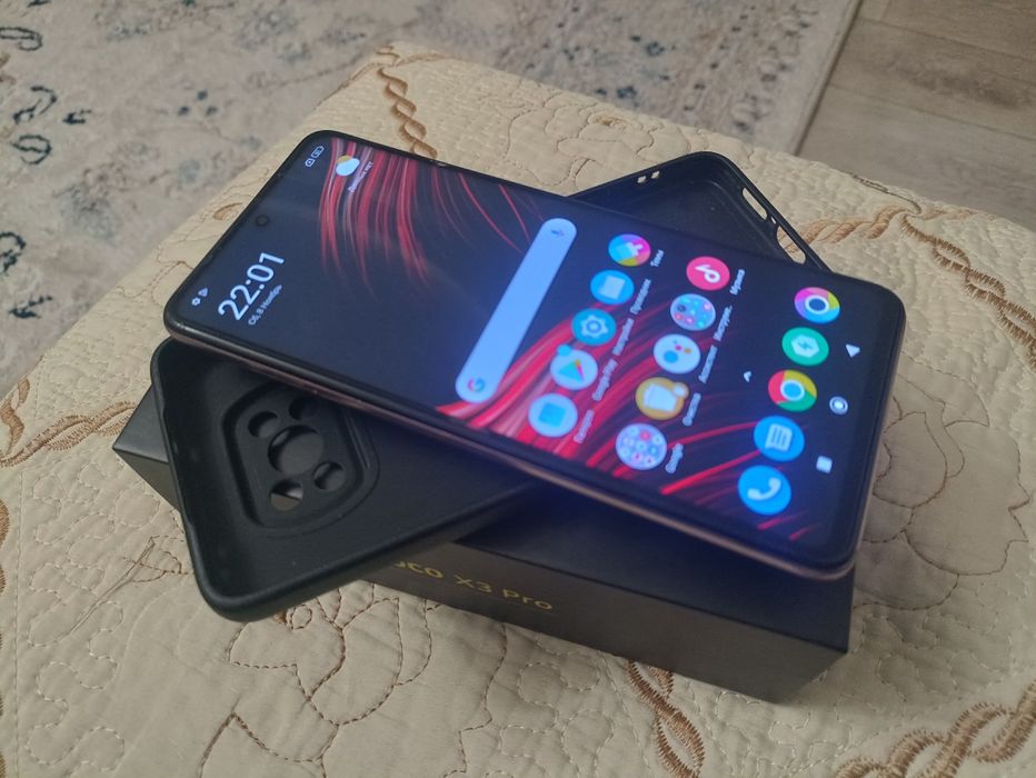 Продам смартфон  Poco X3 Pro 8/256