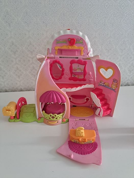 игрушечный магазин