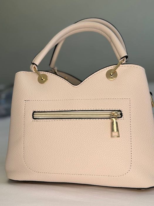 Продам женскую сумку