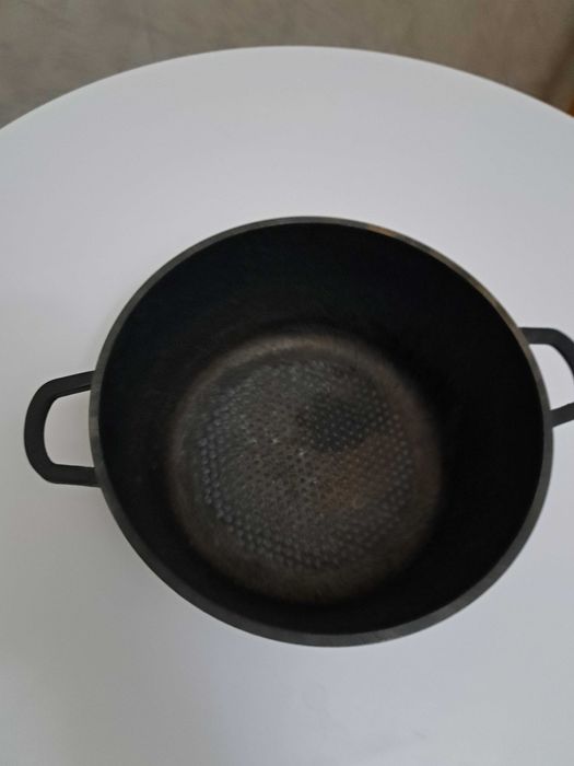 Казан 3,.5литров  бу продам