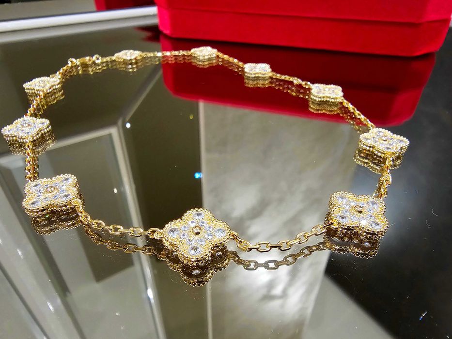 Van Cleef & Arpels VCA Rose Diamond Alhambra 10 Motifs Дамско Колие