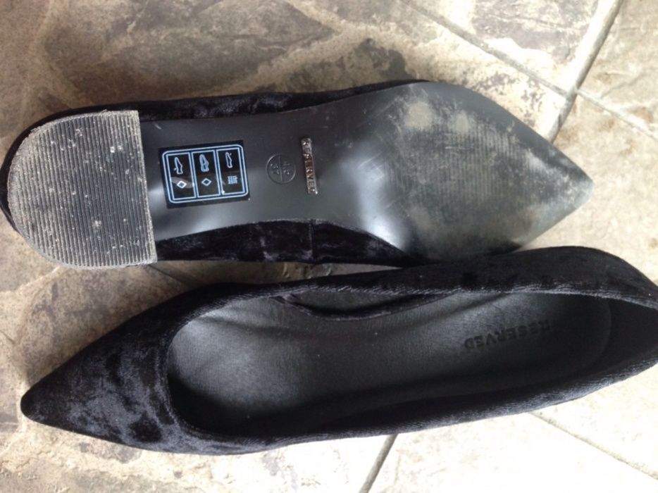 Pantofi dama Reserved negru velur nr 37