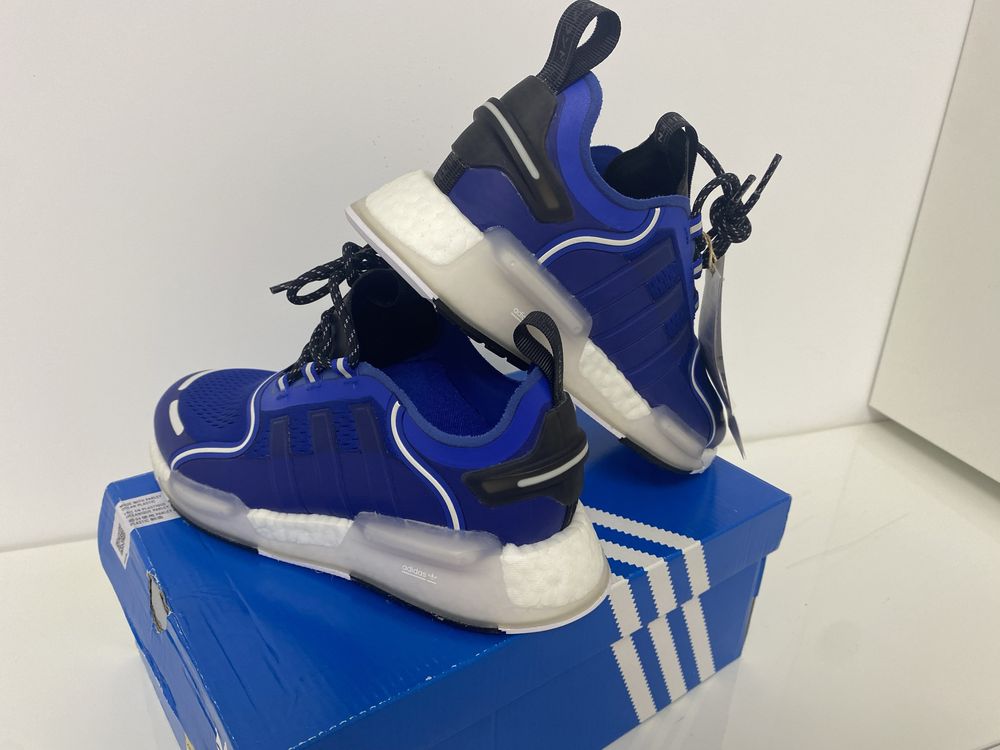 Adidas NMD_V3 model GX2033