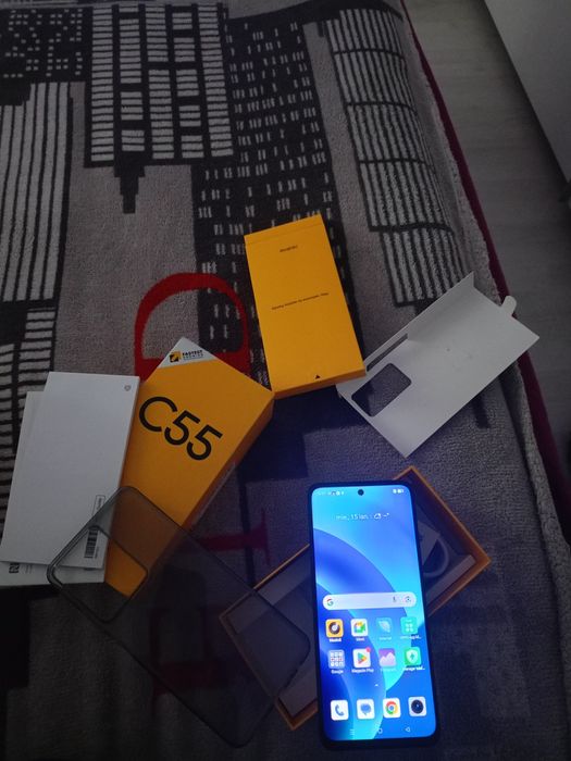 Vând telefon Realme C 55, 8+8 GB RAM,256GB memorie internă,nou la cuti