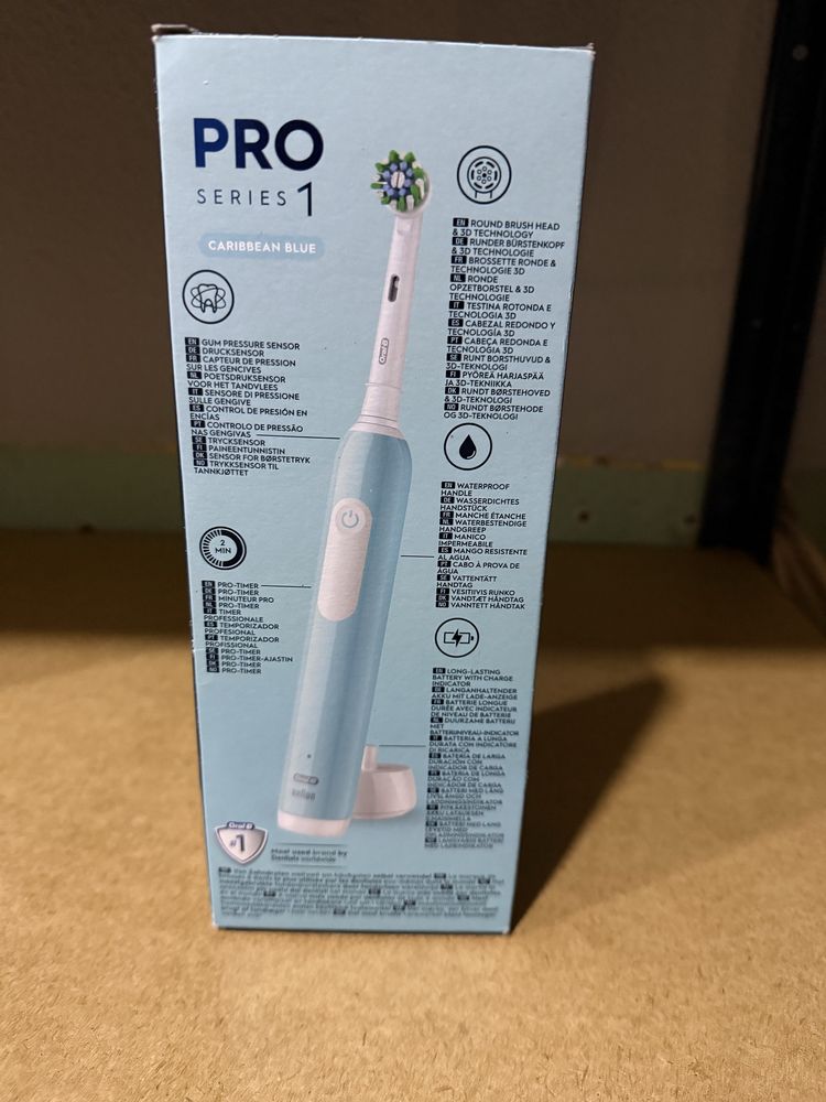 Periuta de dinti electrica oral B PRO series 1