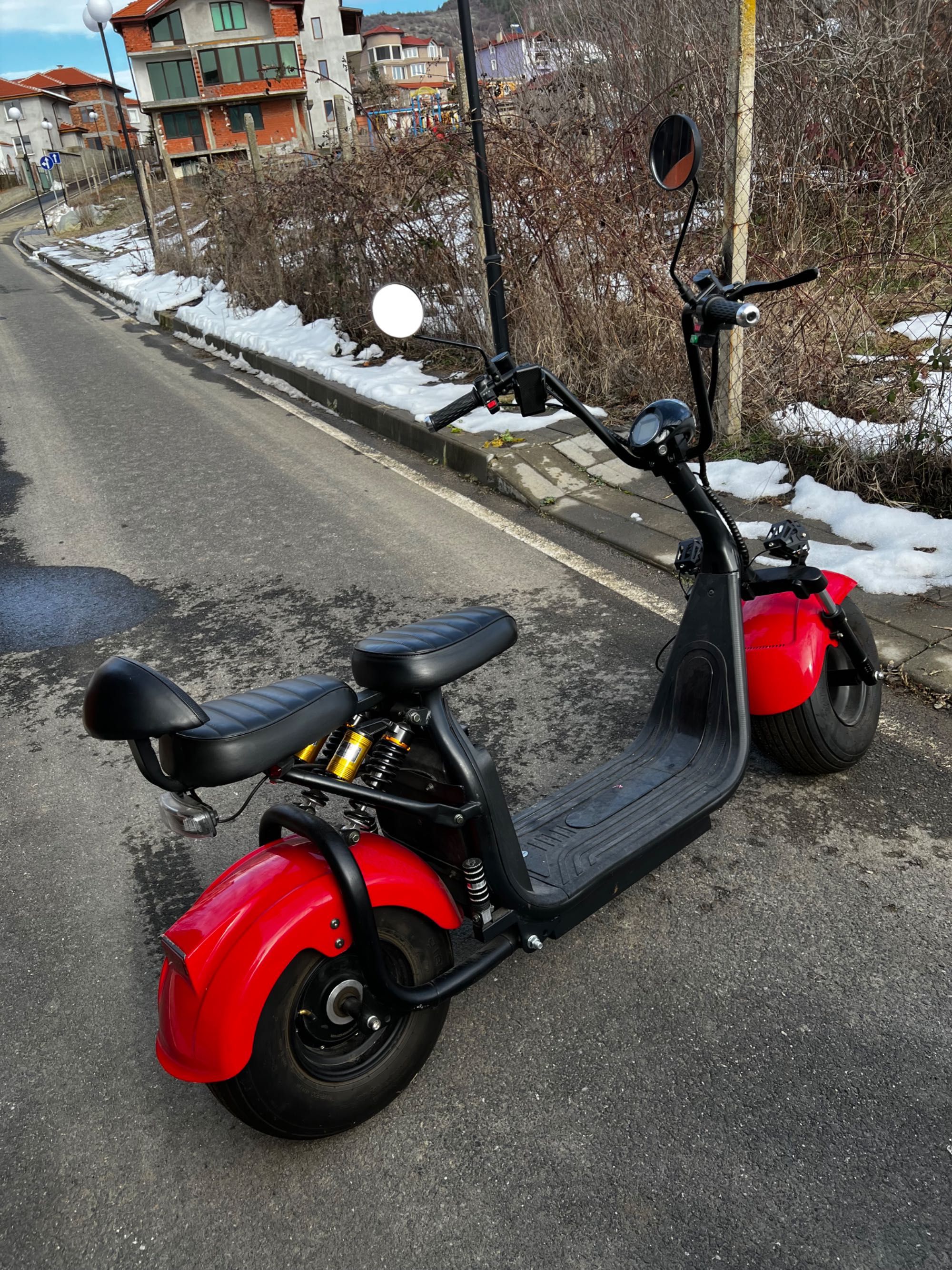 ЕЛЕКТРИЧЕСКИ СКУТЕР BIG CITY HARLEY-пробег70/80км,Bluetooth,65km/h