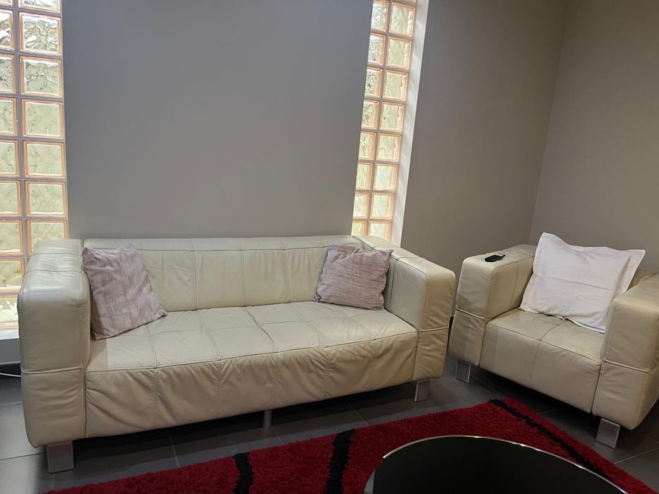 Vand Mobilier Sufragerie