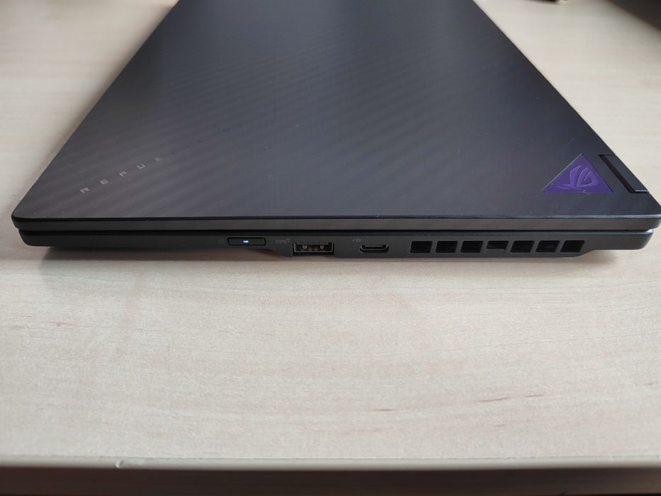 Asus ROG Flow X13 GV302X convertible 2 in 1