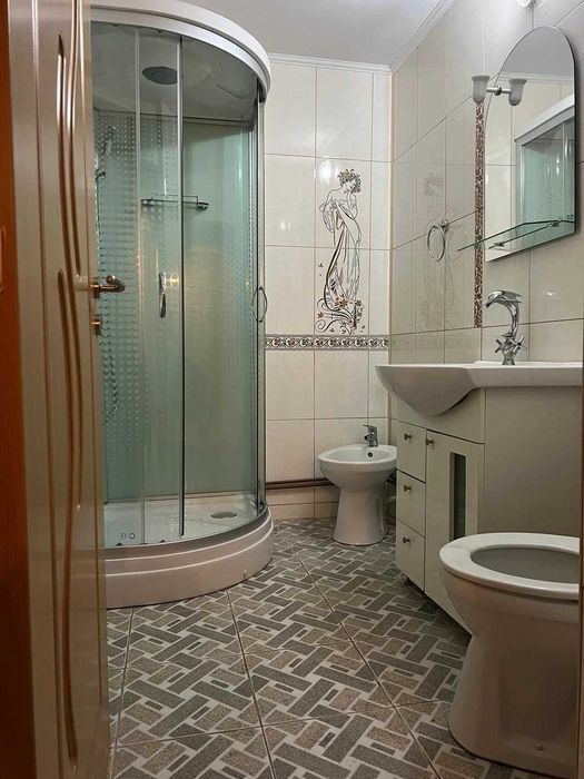 Inchiriez apartament 2 camere