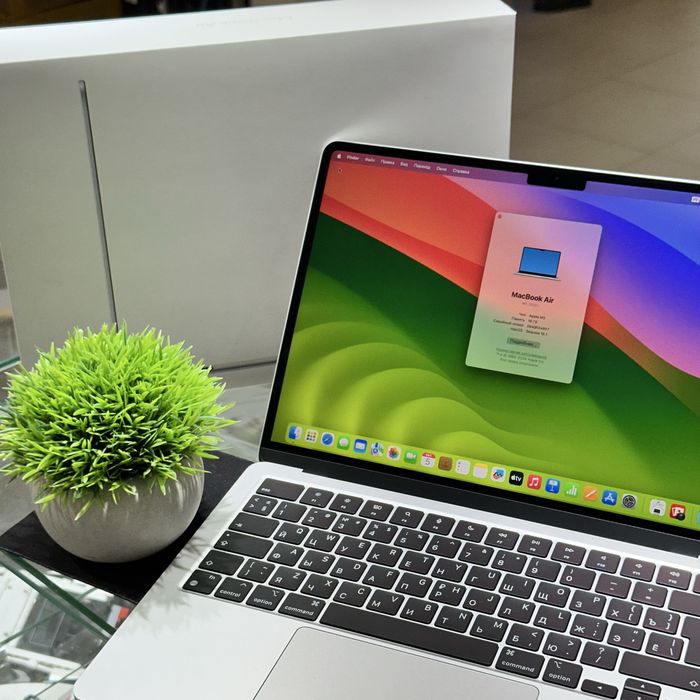 MacBook Air 13 M2 16/256 NEW | iStore