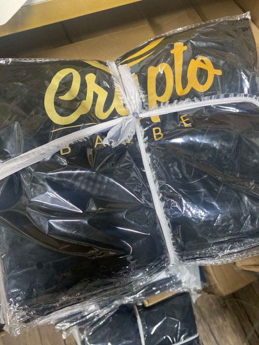 Pelerine Crypto Barber