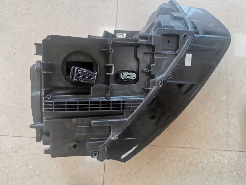 Ауди Audi ку3 Q3 Bi LED фар със завиване
