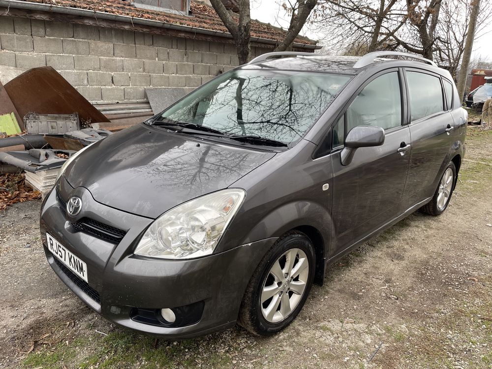 НА ЧАСТИ Корола Версо Corolla Verso 2.2D4D 136к.с 2008г.