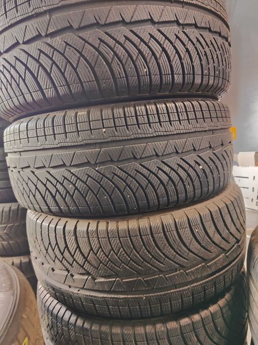 4бр.зимни гуми 235/55/17 Michelin