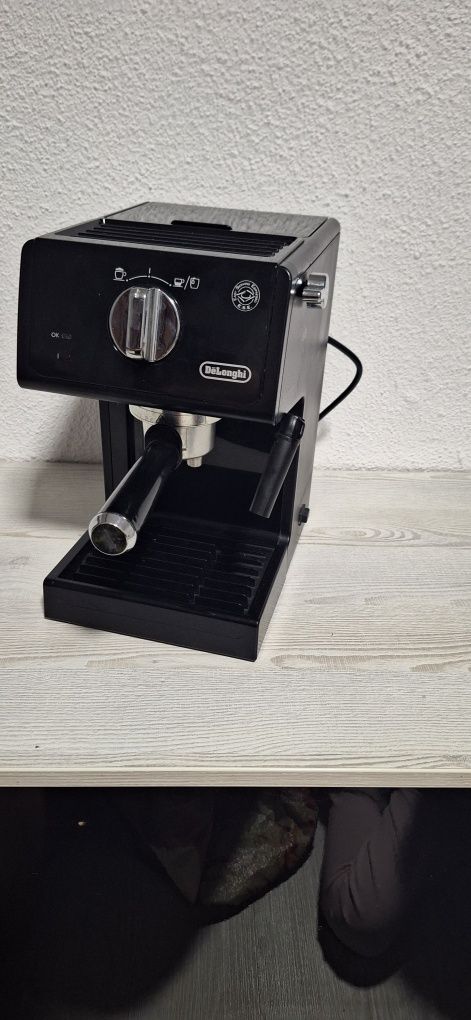 Espressor manual De'Longhi