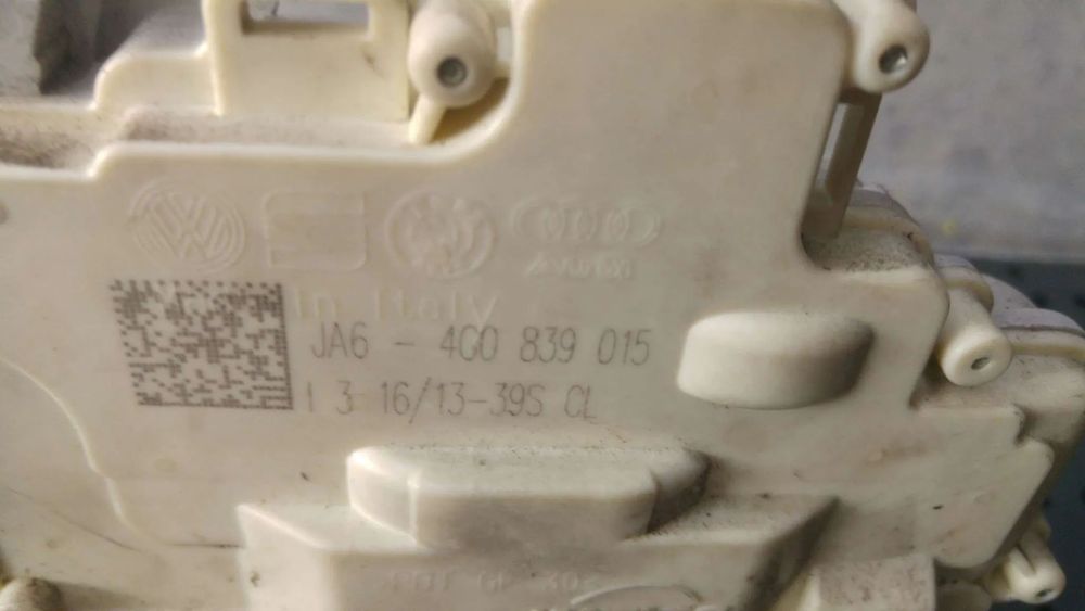 Broasca usa stanga spate audi a6 c7 4g 4g0839015