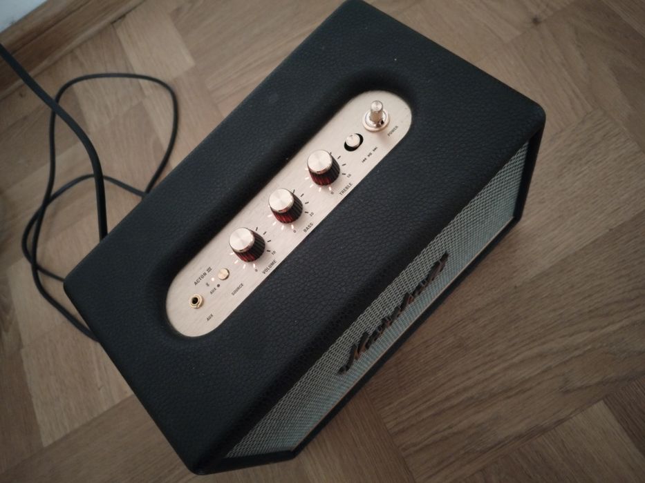 Boxa Marshall căști Marshall