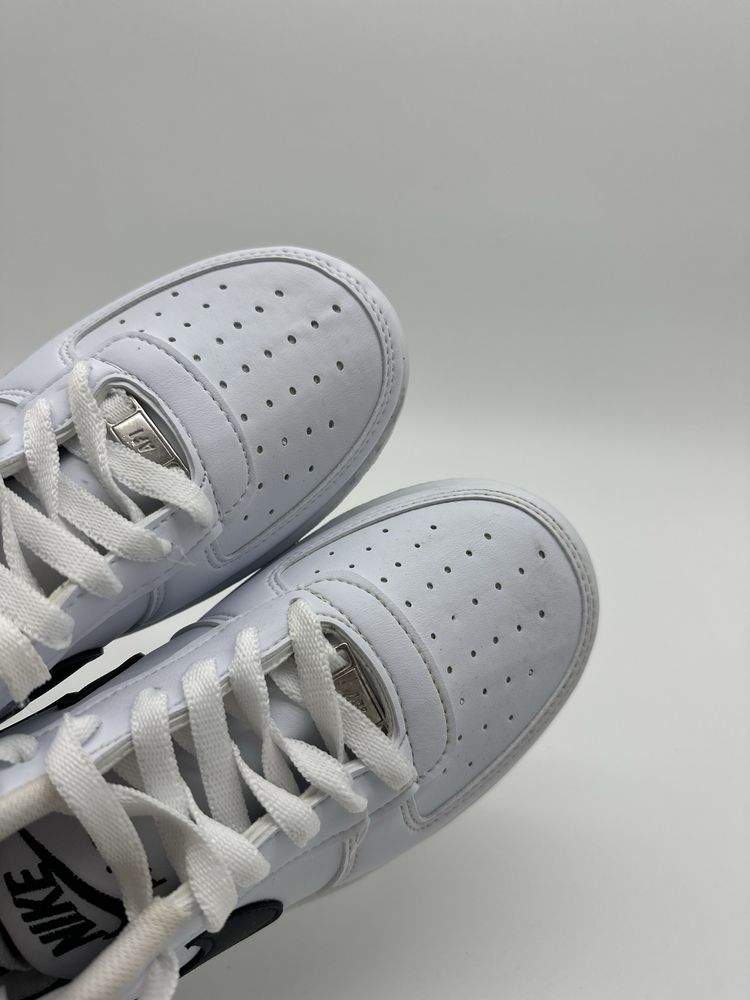 Nike Air Force само 29 лв
