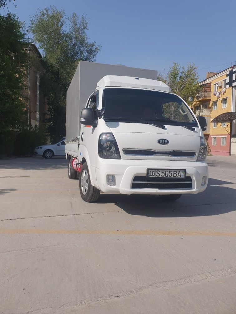 KIA BONGO3 сотилади