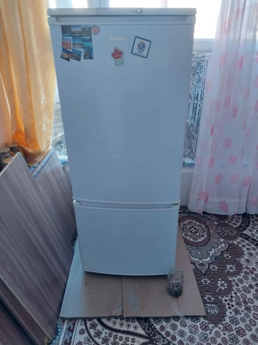 Продам холодильник
