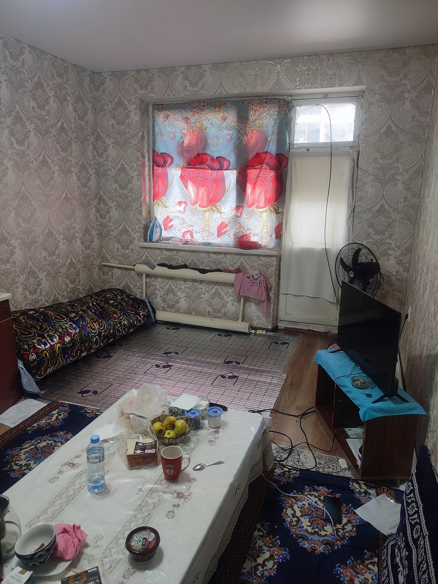 Продаю 2 комнатную квартиру массив Водник  (Базар Корзинка)