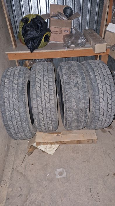 Продам шины всесезонные