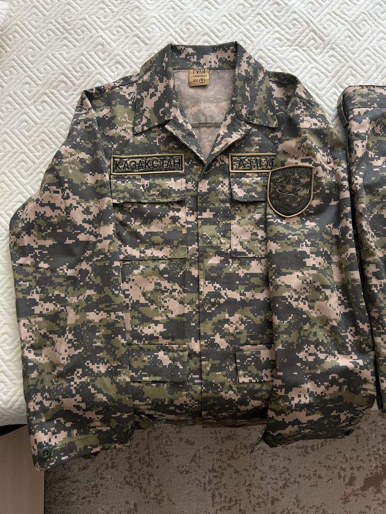 Военная форма стекляшка