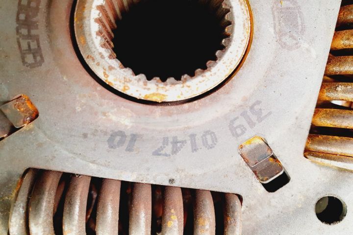 Kit ambreiaj volanta masa simpla 1.2 benzina azq 319014710 03d105271 Seat Ibiza 3 6L seria