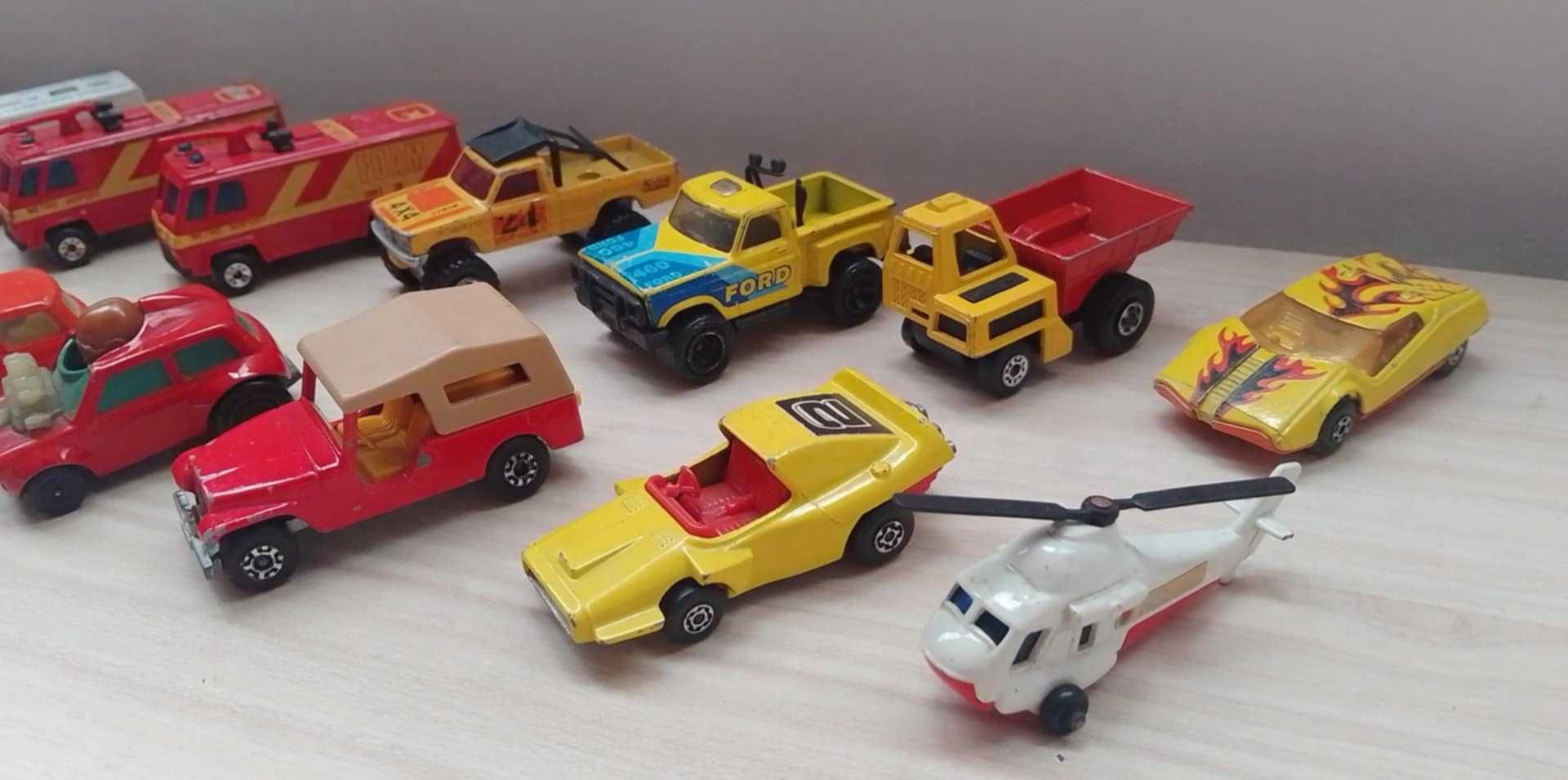 Модели на Matchbox England Macau China 1/64