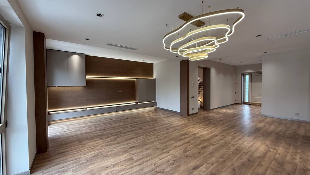ЕвроДом 4 комнаты, 400м² Мирзо Улугбек-й район, Центр Луначарского