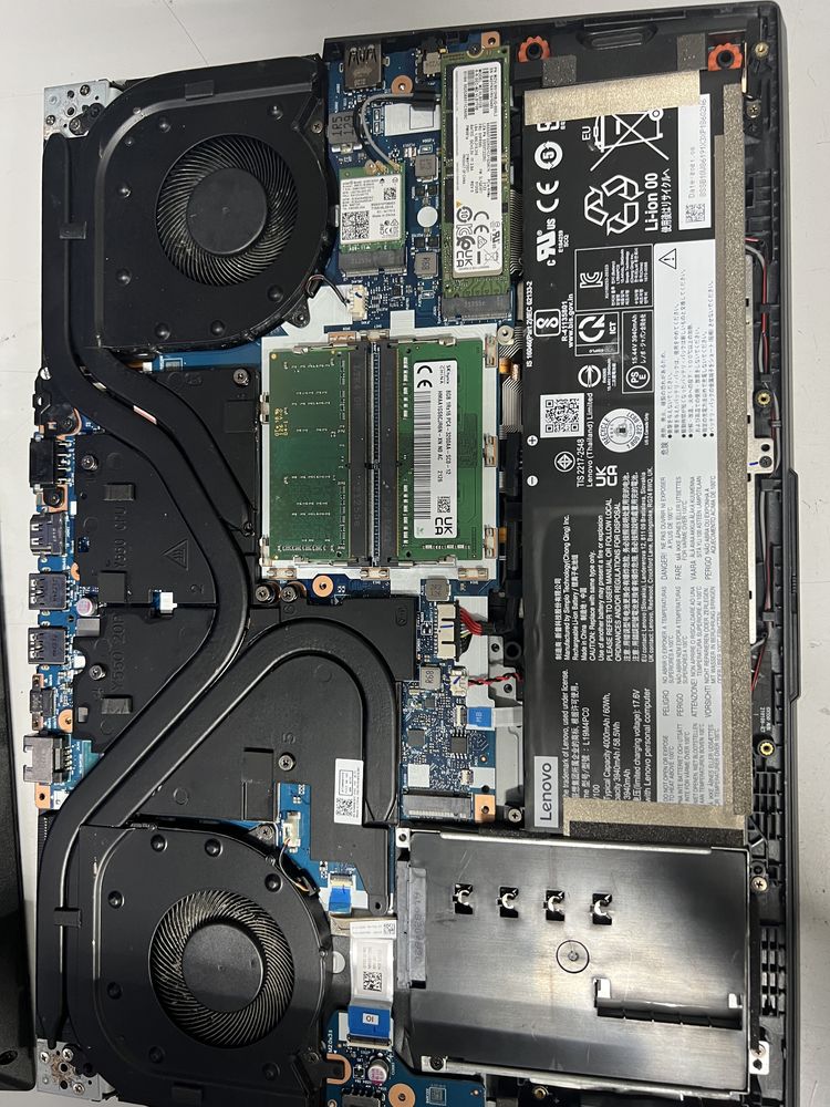 Lenovo Legion 5 (15IMH6) pentru piese