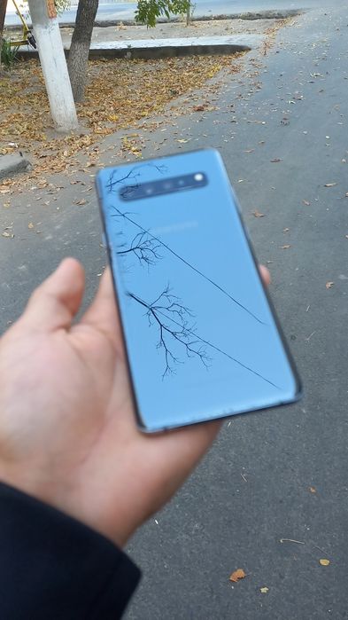 S10 5G sotiladi 512 talik srochno
