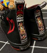 Vand pantofi sport/sneakersi de dama negri, marca Desigual, marimea 38