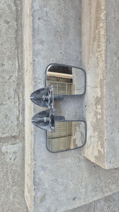 Продам наружные зеркала на автомашину Нива.