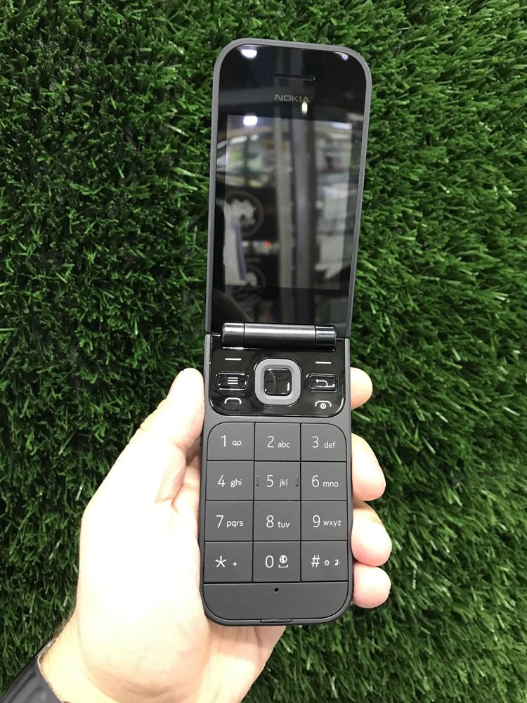 Nokia 2720 yengi