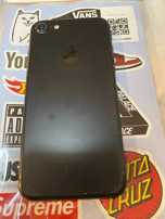 Assalom alekum Telefon sotiladi Iphone 7 black Qora
