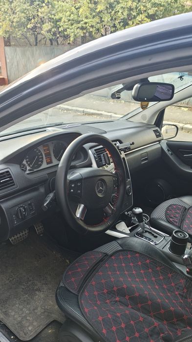 Mercedes Benz b-class