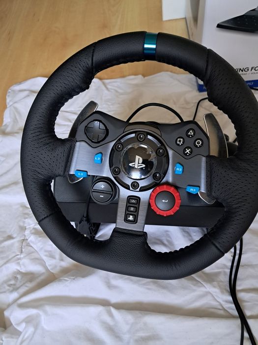 Logitech Driving Force КОМПЛЕКТ-волан с педали G29+скоростен лост G29