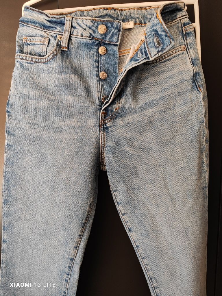 Дънки H&M MOM Jeans