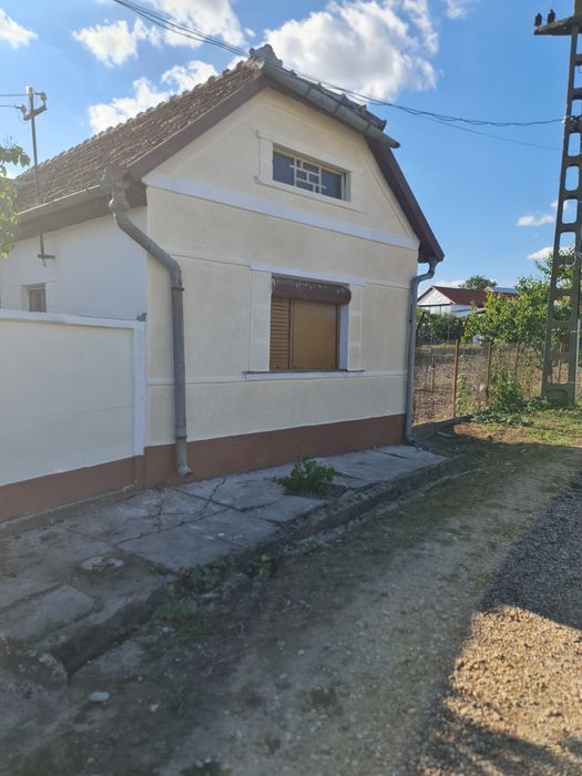 Vând casă în Tulca