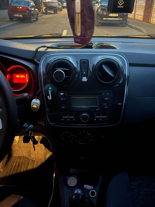 Vând Dacia Logan 1.0 SCE 2017