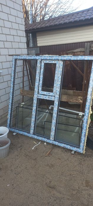 Продам пластиковое окно